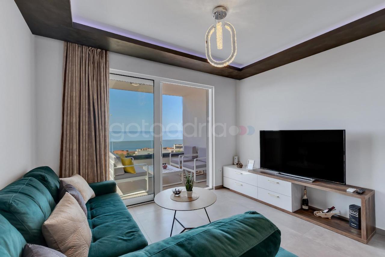 Luxury Seaview Apt Luki - Free Parking Макарска Екстериор снимка