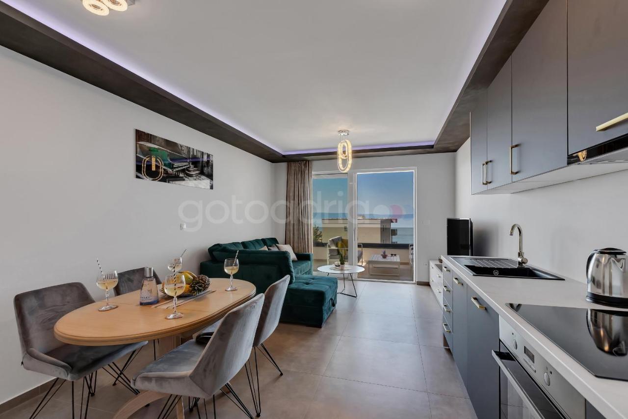 Luxury Seaview Apt Luki - Free Parking Макарска Екстериор снимка